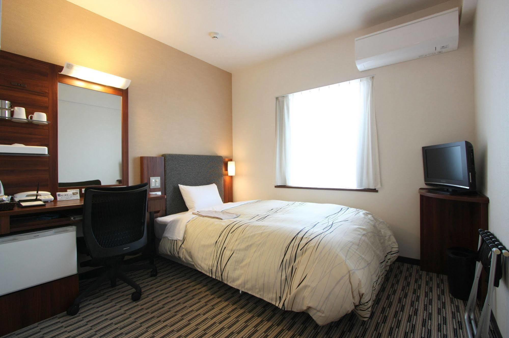 Fukui Manten Hotel Ekimae מראה חיצוני תמונה