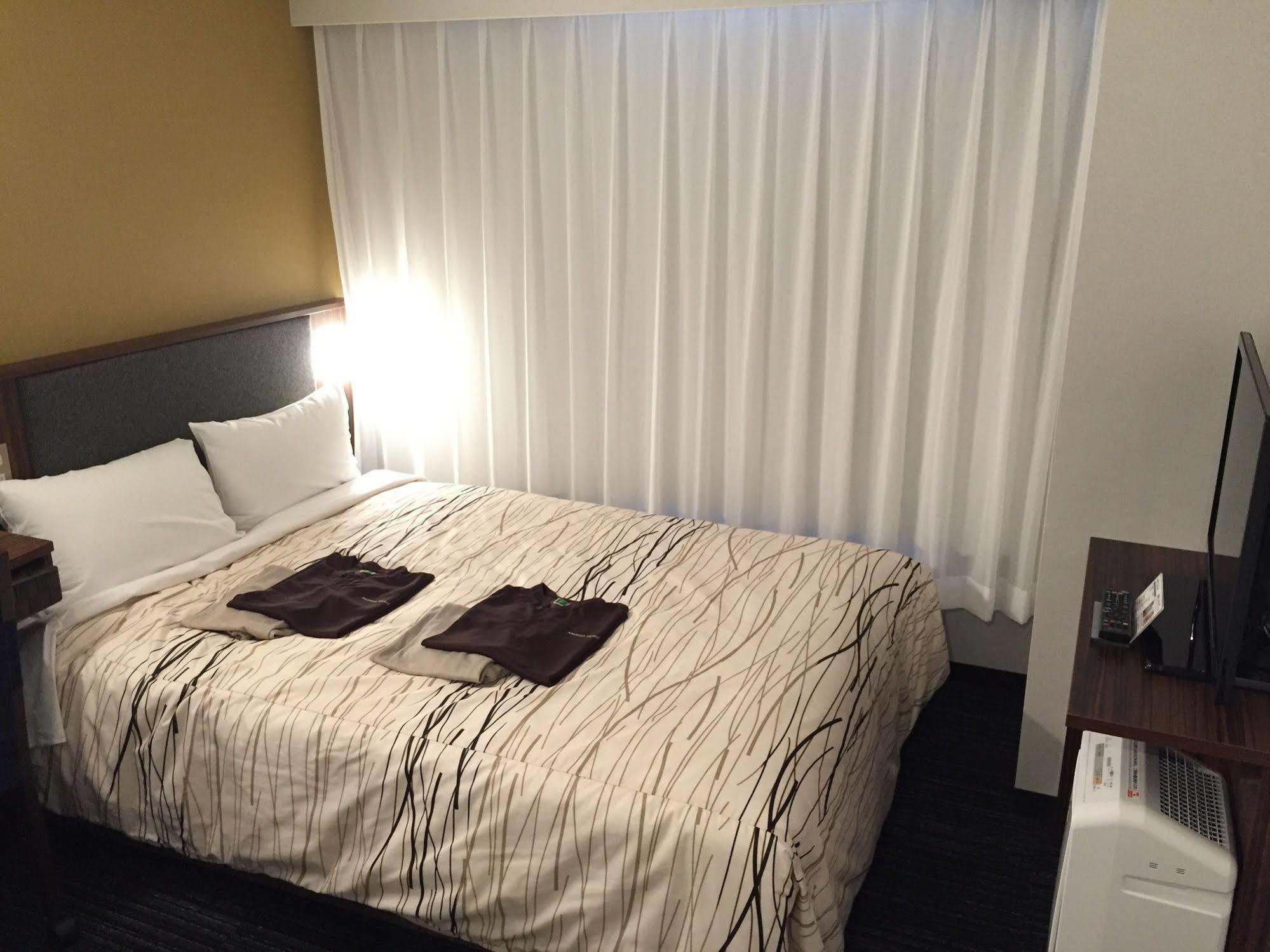 Fukui Manten Hotel Ekimae מראה חיצוני תמונה